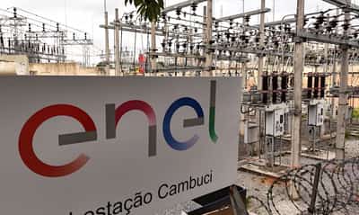 Image for Italy's Enel shareholders approve up to 3.5 billion euro in investor rewards