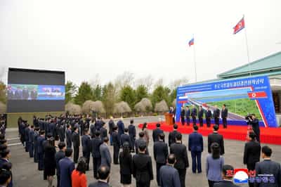 Image for North Korea, Russia aim to open new road bridge soon, KCNA says