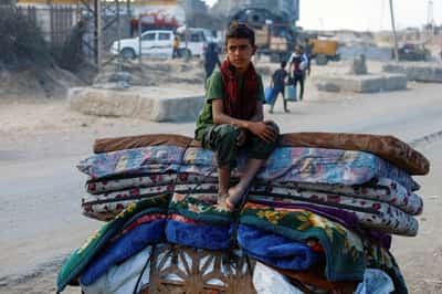 Image for Israel's closure of crossing to Gaza's famine-struck north prompts aid group warning