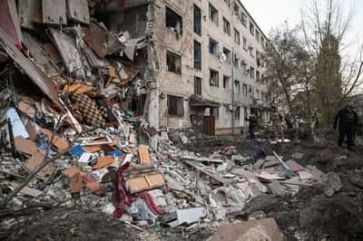 Image for Russia strikes Ukraine energy grid, killing seven, including one child