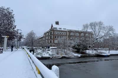 Image for More travel chaos to hit Europe as cold snap brings more snow