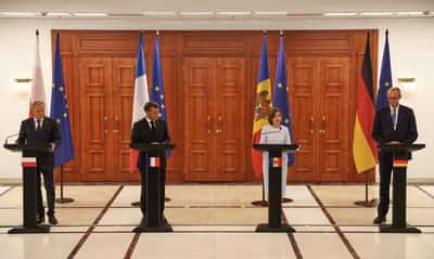 Image for German, Polish, French leaders visit Moldova in pre-election show of support for pro-EU president