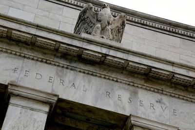 Image for Fed kicks off effort to ease bank leverage rules