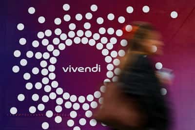 Image for Vivendi's net asset value falls to 5.5 billion euros after telecom stakes sales 