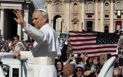 Image for Pope Leo's critique of Trump ends honeymoon with conservative Catholics