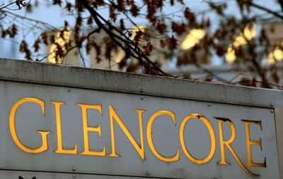 Image for Workers strike at Glencore's Australia refinery over pay dispute