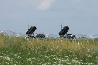 Image for US warns European allies including UK and Poland of arms shipment delays, FT reports