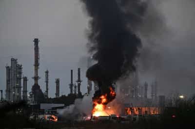 Image for Israel's Haifa-based Bazan group says all refinery facilities shut down after Iranian attack