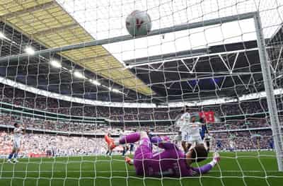 Image for Soccer-Chelsea reach FA Cup final with 1-0 win over Leeds