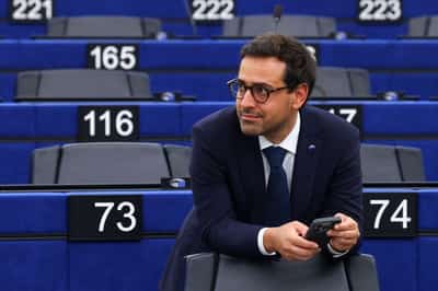 Image for EU must protect car industry from Chinese rivals, commissioner says