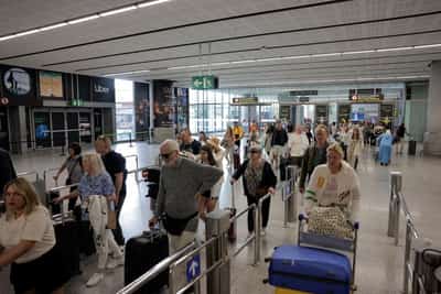 Image for Spain's eDreams shares tumble after subscriber growth slows down