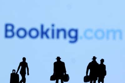 Image for Ryanair and Booking.com reach tickets deal after long legal dispute
