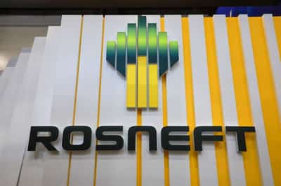 Image for US floats six-month deadline for Germany to sort Rosneft issue, Bloomberg News reports