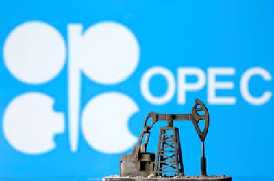 Image for Oil slumps to 16-week low on U.S. shutdown and possible OPEC+ plans