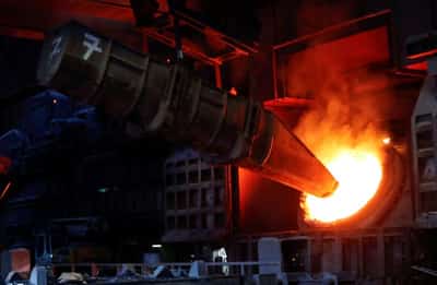 Image for Trump tariffs fan calls by European metal producers for scrap export curbs