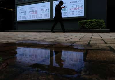 Image for Analysis-Global bond markets signal governments must pay more to borrow long-term