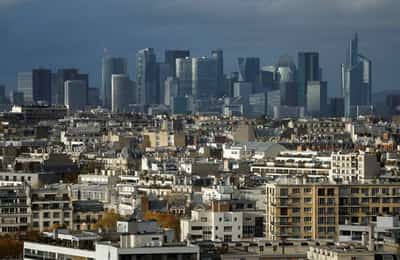Image for Moody's maintains France's rating, revises outlook to 'negative'
