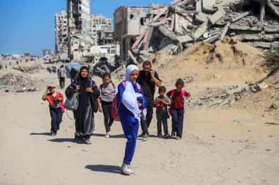 Image for Israel blocks main road to Gaza City, gives residents last chance to leave