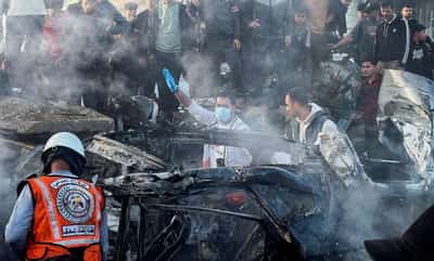 Image for Israeli fire kills four Palestinians in Gaza, medics say