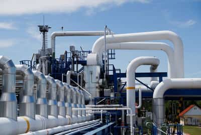 Image for Hungary considers cutting power, gas exports to Ukraine in Russian oil row