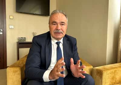 Image for Foot-and-mouth disease contained in Hungary, farm minister says