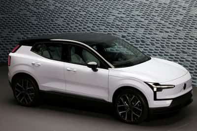 Image for S&P lowers outlook on Volvo Cars rating citing US tariffs, competition in China