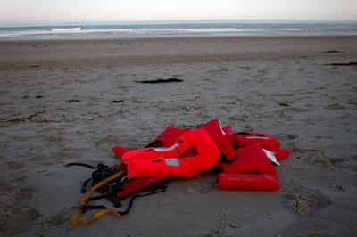 Image for Britain and France hope migrant 'taxi boat' plan will slow record Channel crossings