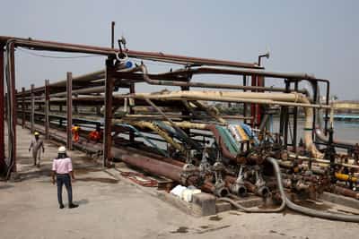 Image for New EU Russia curbs may bolster Indian oil refiners' reliance on traders