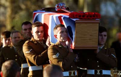 Image for Trump praises UK troops as brave warriors after widespread condemnation