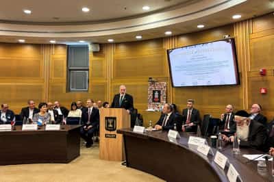 Image for US working to evacuate citizens wishing to leave Israel, ambassador says