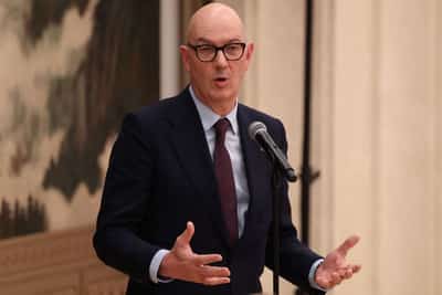 Image for French economy lkely to grow at least 0.8% in 2025, Finance Minister says