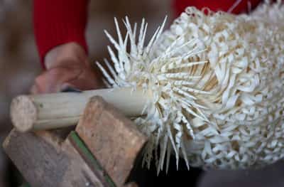 Image for Georgians set decorative tree ablaze to usher in hope for new year