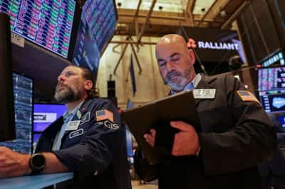 Image for Global equity funds draw weekly inflows on trade deal optimism