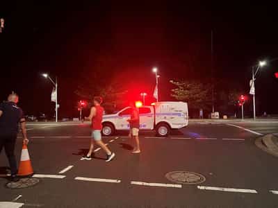 Image for World reacts to deadly shooting at Australia's Bondi Beach