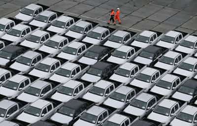 Image for Russian monthly car sales fall in February for first time in almost two years