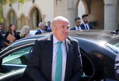 Image for Spain should get new seat on ECB board, outgoing VP says
