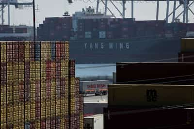 Image for Morning Bid: The art of hogging headlines, using tariffs