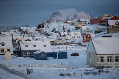 Image for Greenlanders watch nervously for signs from White House talks