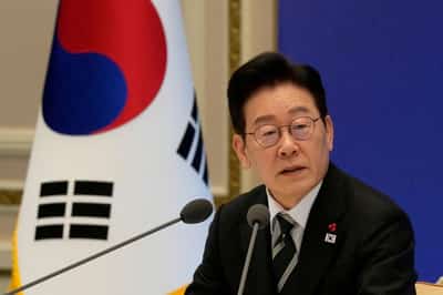 Image for South Korea's Lee says he seeks to work together with France on AI, nuclear energy