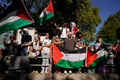 Image for Spain's La Vuelta halted in Madrid as police clash with pro-Palestinian protesters