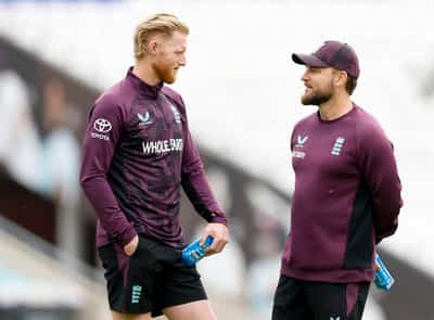 Image for Cricket-England captain Stokes downplays reports of disagreements with McCullum