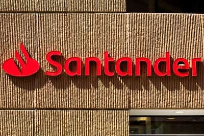 Image for Exclusive-Santander submits binding bid for Sabadell's TSB, sources say