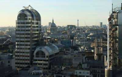 Image for Moody's affirms UK's Aa3 rating ahead of budget