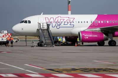 Image for Wizz Air plans hub in Israel by April, CEO says