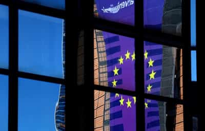 Image for Trump intensifies trade war with threat of 30% tariffs on EU, Mexico