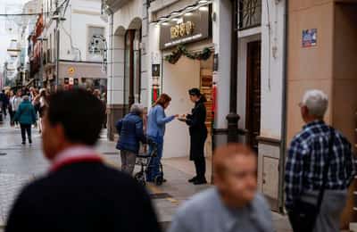 Image for Spain's high job creation brings unemployment rate to lowest level since 2008