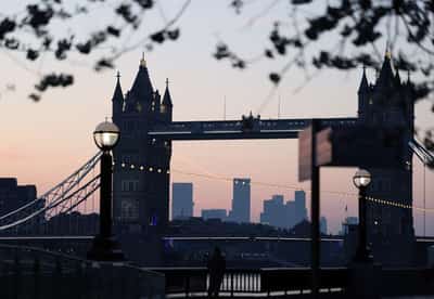 Image for Industry groups, business call on Britain and the EU to link carbon markets