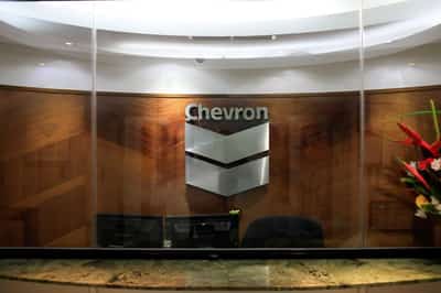 Image for Chevron-chartered tanker docks at Venezuela to load oil after new US license