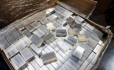 Image for Aluminium faces 'black swan' supply shock, Mercuria says
