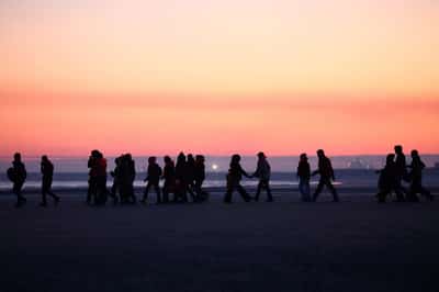 Image for Britain to make refugee status temporary under asylum overhaul